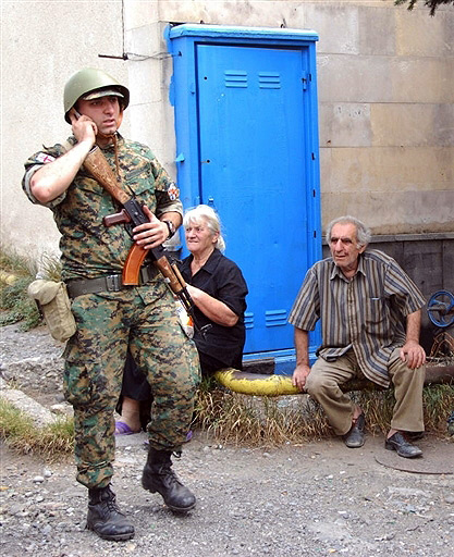 Georgian soldier in Gori